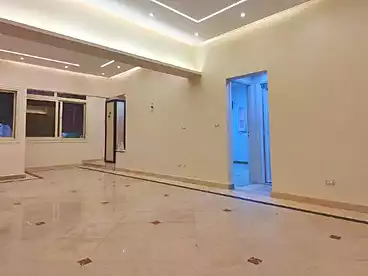 عقارات للإيجار في شارع تحسين فرغلي، المنطقة الأولى، 150 متر