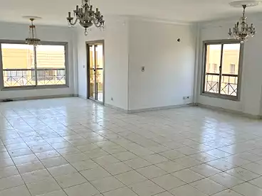 للبيع في شارع نجيب الريحاني، المرحله الثالثه، 182 متر