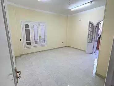 في البنفسج 3، البنفسج، 200 متر