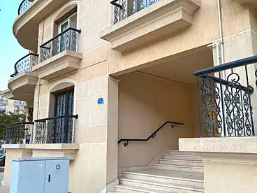 في المرحلة السابعة، الرحاب، 92 متر