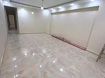 Apartments For sale in El Eshrein St., Hadayek Helwan, 130 sqm