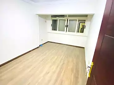 شقق للبيع في شارع سيدي كمال، المندرة بحري، 100 متر