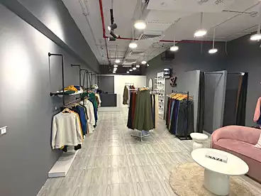 محلات للإيجار في الأسواق والمولات، الرحاب، 70 متر