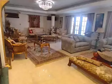 شقق للبيع في شارع سيد زكريا، شيراتون، 350 متر