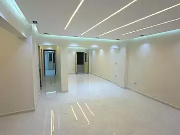 Apartments For sale in Mostafa Basha St, El Zaytoun El Sharkeya, 140 sqm
