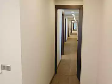 Offices For rent in Southern 90th St., 90th Street, 530 sqm