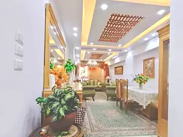 شقق للبيع في شارع الاربعين، بيانكي، 160 متر