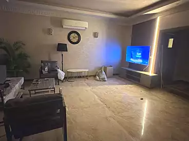 Town House For rent in Centre Ville - Hyde Park Compound, Hyde Park Compound, 260 sqm