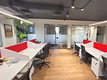 عقارات للإيجار في شارع 206، دجلة، 300 متر