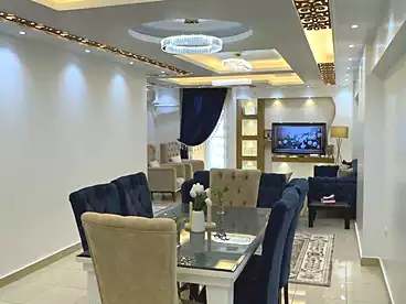 شقق للبيع في شارع طومان باي، الزيتون الشرقية، 160 متر