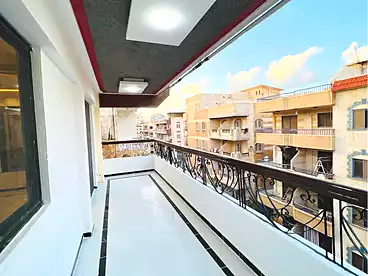 Apartments For sale in Shatee El Nakheel, Al Agamy, 250 sqm