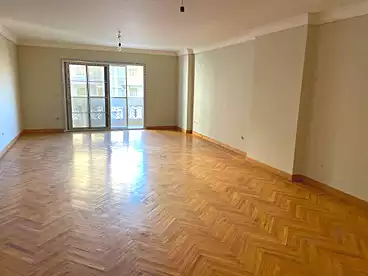 Apartments For sale in Ademon Fremon St., Smouha, 275 sqm