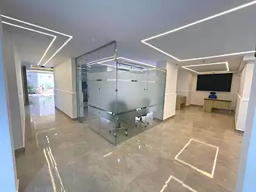 إداري للإيجار في شارع 16، سرايات المعادي، 450 متر