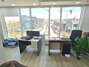 Offices For rent in Northern 90th St., 90th Street, 147 sqm