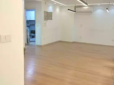 Offices For rent in Rayhanah Plaza - Morshedy Group, Compounds in Maadi, 180 sqm