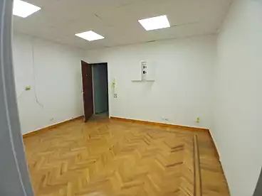 Offices For rent in Street 210, Degla, 200 sqm
