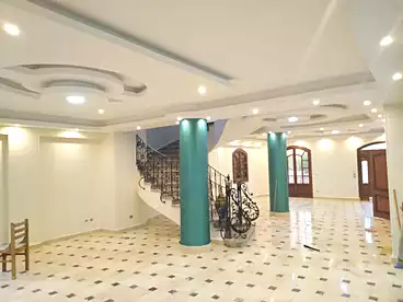 فلل للبيع في المجاوره الثامنه، غرب سوميد، 720 متر