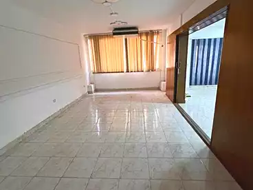 إداري للإيجار في عمارات العبور، مصر الجديدة، 125 متر