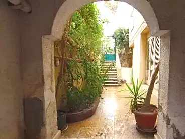 Duplex For sale in Diplomats Neighborhood, Al Hadaba Al Olya, 400 sqm