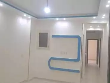 شقق للبيع في شارع كورنيش النيل، حدائق حلوان، 110 متر