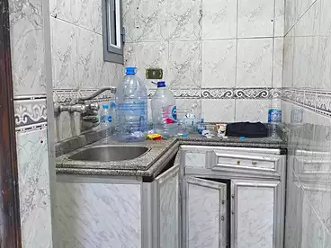 Administrative For rent in Iskandar Ibrahim St., Miami, 80 sqm