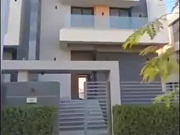 عقارات للبيع في كمبوند لافيستا سيتى، الحي السكني الرابع - R4، 170 متر