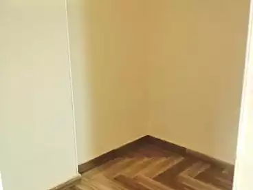 Apartment For sale in Eighth Neighborhood, Zahraa El Maadi, 145 sqm