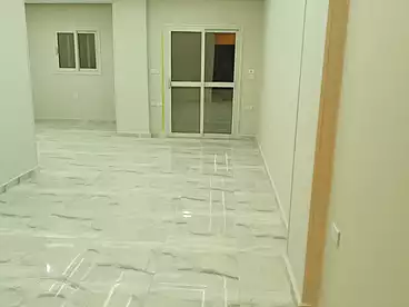 Apartment للبيع في المجاوره الثامنه، الإسكان العائلي، 165 متر