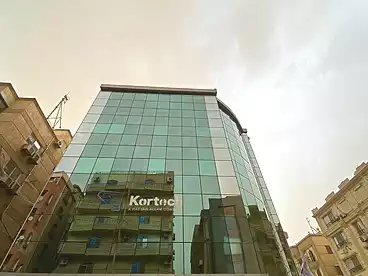 Administrative Building For rent in Carrefour Main Street, Zahraa El Maadi, 2000 sqm