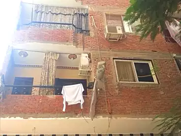 منزل / بيت للبيع في شارع 15، النزهة 2، 120 متر