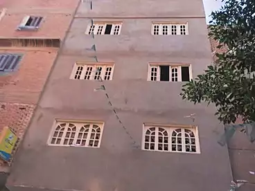 Building For sale in Takseem El Amal, Madinat El Salam, 116 sqm