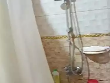 شقق للبيع في شارع محمود عوض، البيطاش، 240 متر