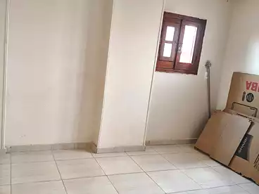Apartments For sale in El Shareaa El Gharby St., Helwan, 120 sqm