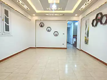 عقارات للبيع في شاطئ النخيل - ٦ اكتوبر، العجمي، 100 متر
