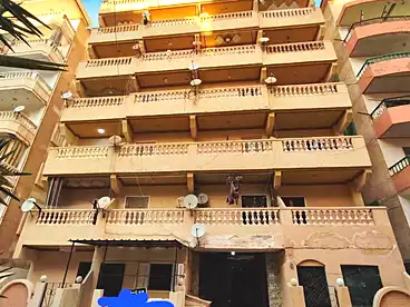 عقارات للبيع في شاطئ النخيل - ٦ اكتوبر، العجمي، 100 متر