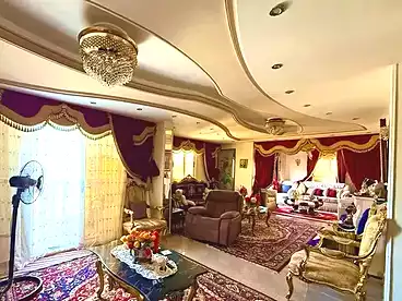 شقق للبيع في محرم بك، الاسكندرية، 200 متر