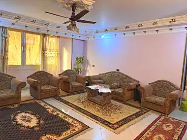 عقارات للإيجار في شارع العروبة، المعادي، 140 متر