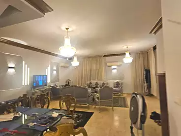 Villas For sale in Saad Zaghloul St., Phase 4, 225 sqm
