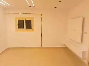 Roof For sale in Bianchi, El Bitash, 150 sqm