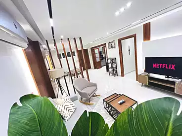 عقارات للإيجار في كمبوند ذا سكوير - صبور، كمبوند بالتجمع الخامس، 121 متر