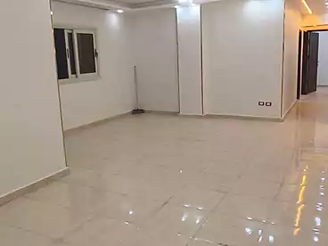شقق للبيع في اللبيني، فيصل، 150 متر