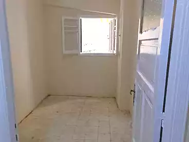 Apartments For sale in Bahray El Anfoshy, Alexandria, 120 sqm