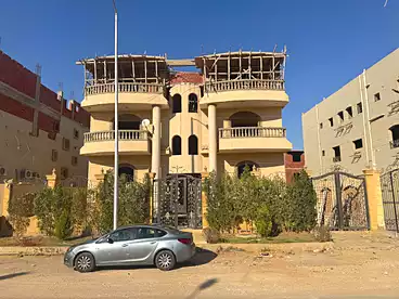 For sale in Touristic Third Area, Northern Expansions, 1000 sqm