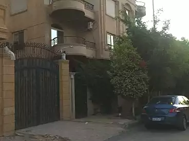 For sale in PILOT HALAWANY St., El Narges 2, 210 sqm