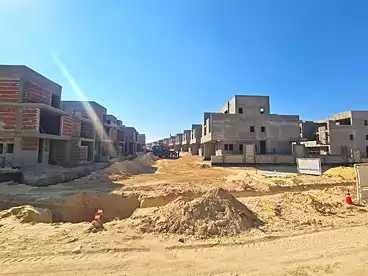 للبيع في كمبوند اليكس ويست - بارونز، كمبوند بكينج مريوط، 269 متر