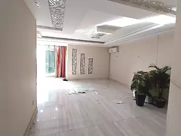 إداري للإيجار في شارع النزهة، مصر الجديدة، 260 متر