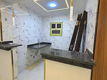 شقق للبيع في شارع المجزر الالي، اللبيني، 150 متر