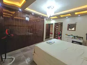 للبيع في شارع الشيخ أحمد الصاوي، المنطقة السادسة، 250 متر