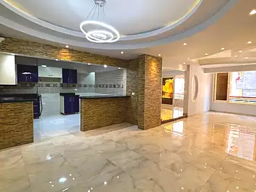 عقارات للبيع في شارع السباعي، ميامي، 150 متر
