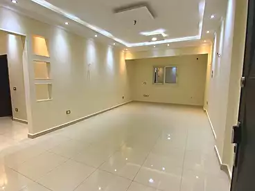 شقق للإيجار في شارع 34، الحي الرابع، 180 متر